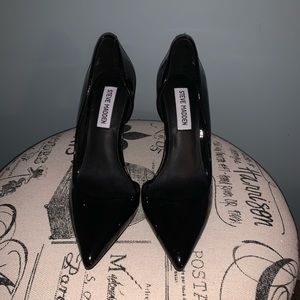 Steven Madden Shiny Black Heel (Only Worn Once)